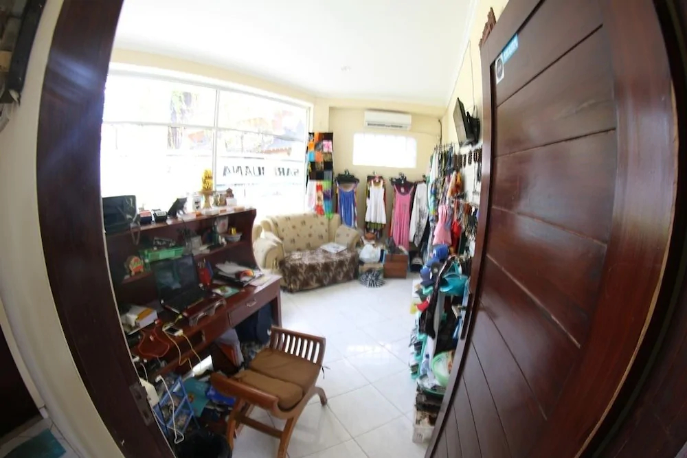 Sari Buana Bed & Breakfast