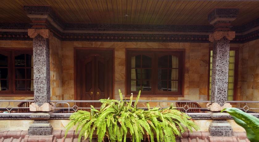 Segara Sadhu Inn