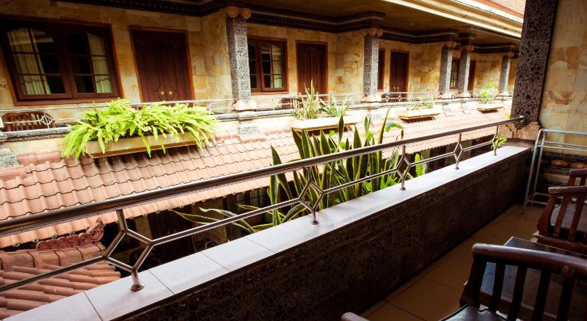 Segara Sadhu Inn