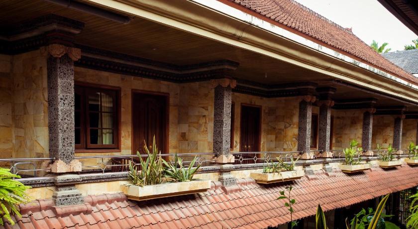 Segara Sadhu Inn