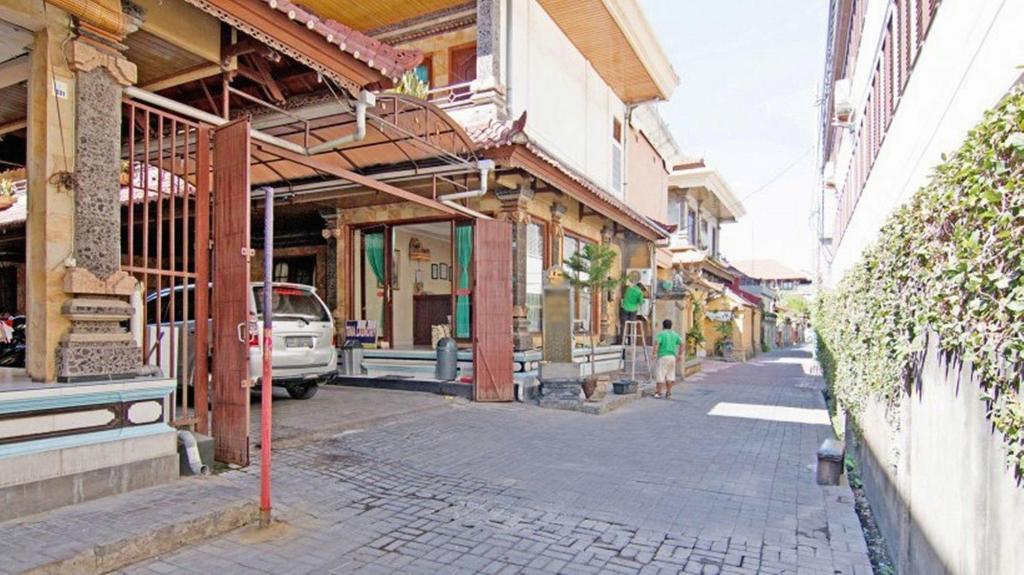 Segara Sadhu Inn