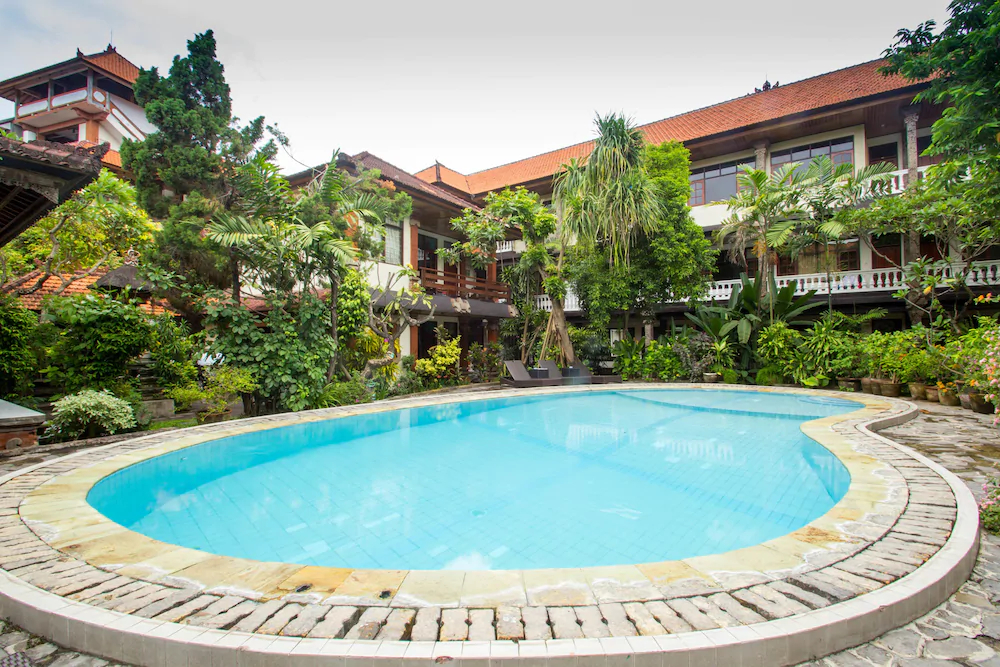 Simpang Inn