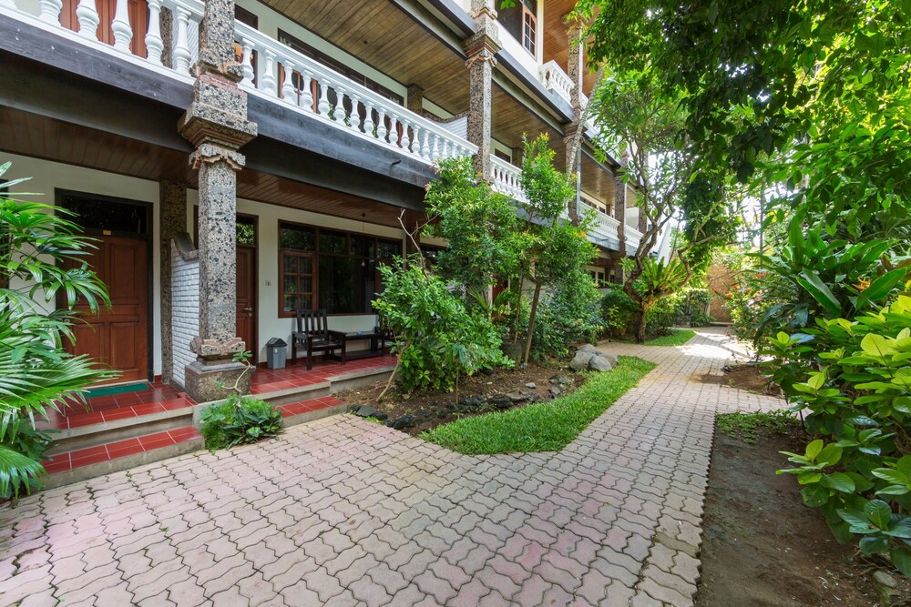 Simpang Inn