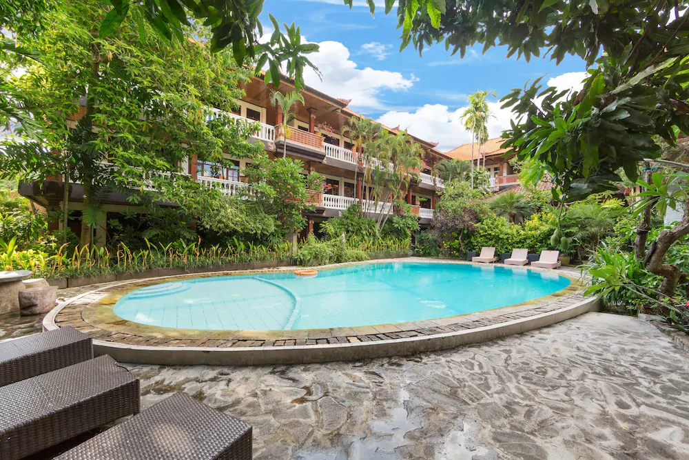 Simpang Inn