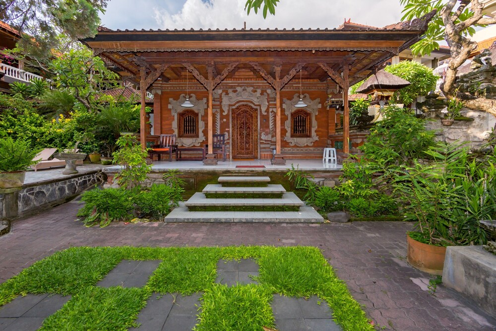 Simpang Inn