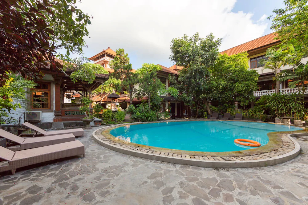 Simpang Inn