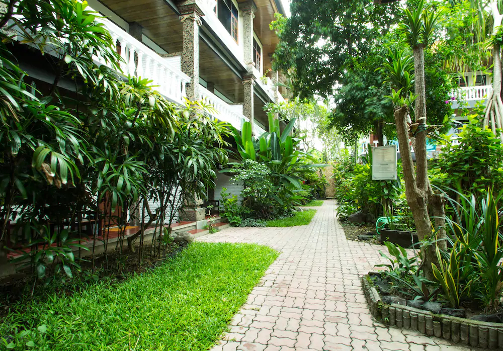 Simpang Inn