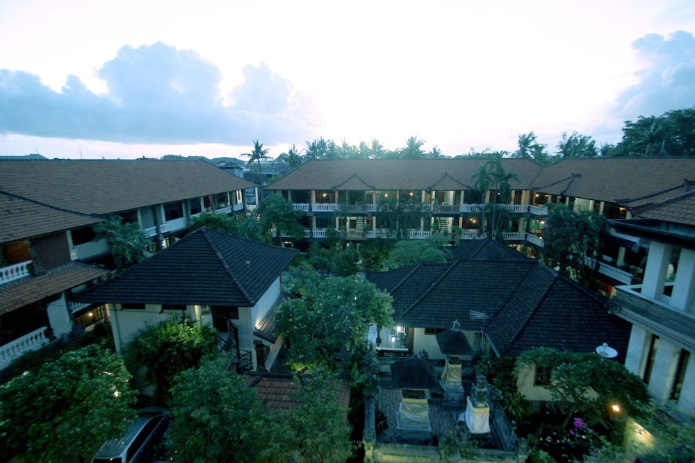 Simpang Inn