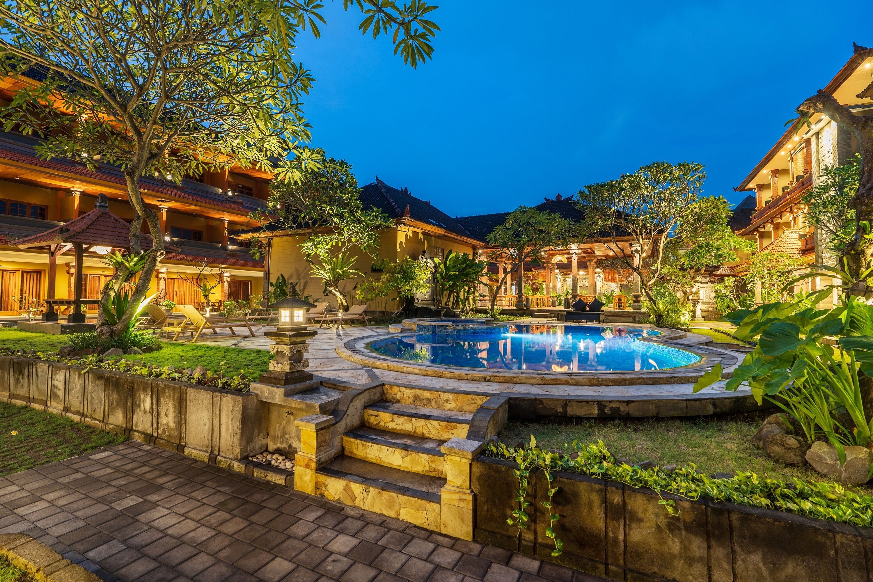 Suka Beach Inn