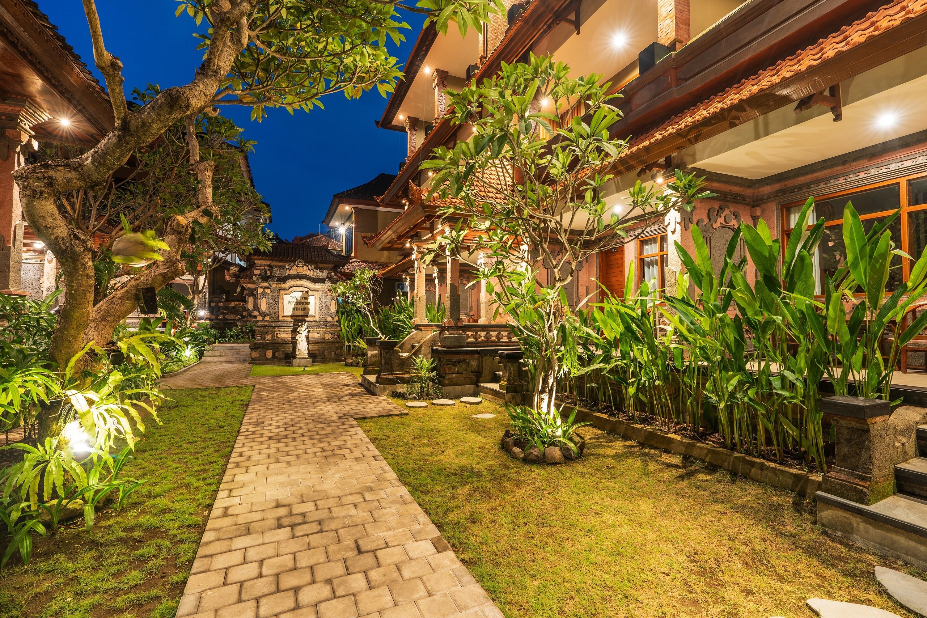 Suka Beach Inn
