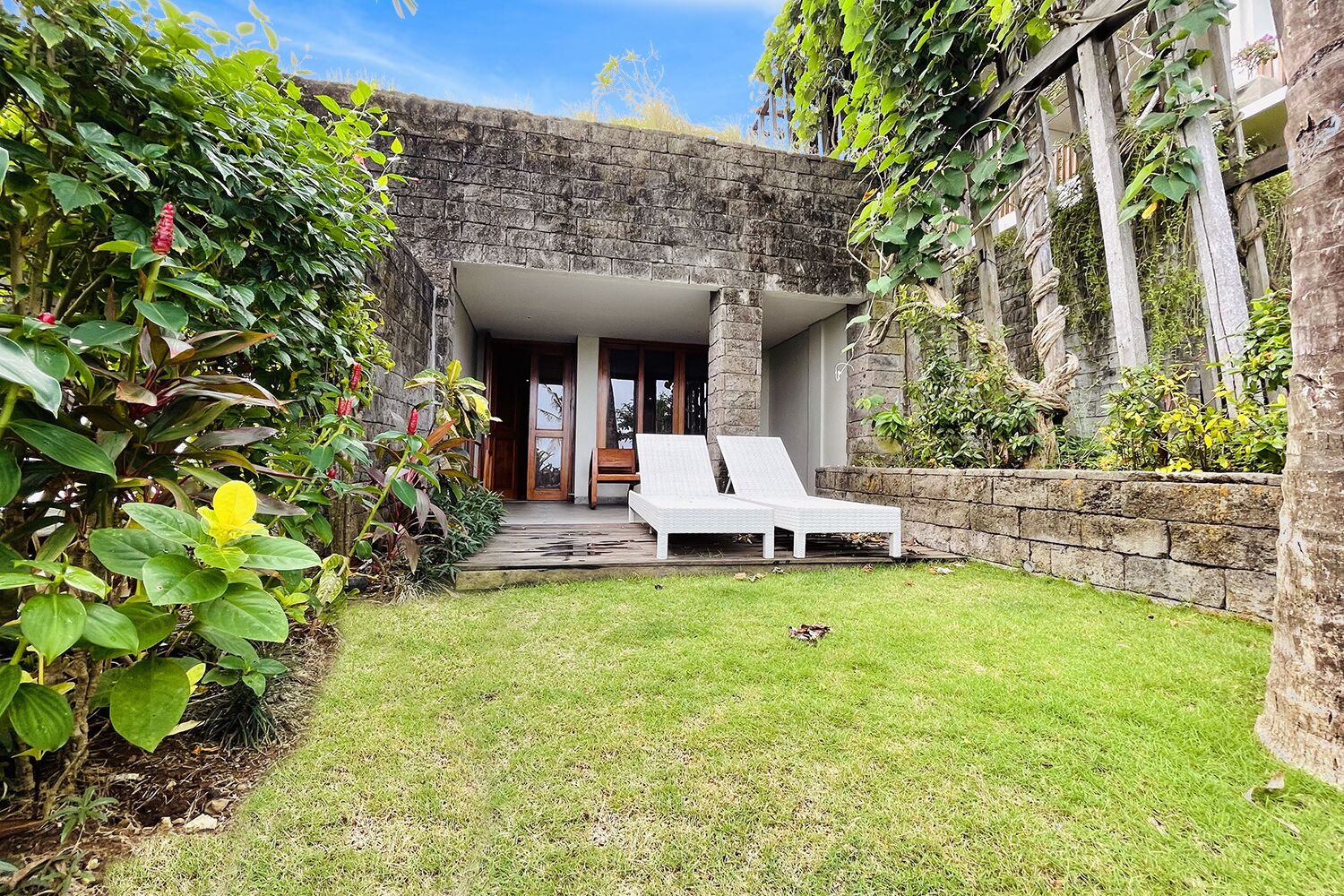 Swarga Suites