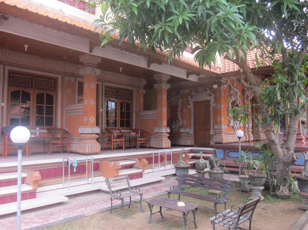 Taman Mekar Beach Inn 2