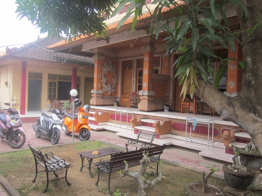 Taman Mekar Beach Inn 2