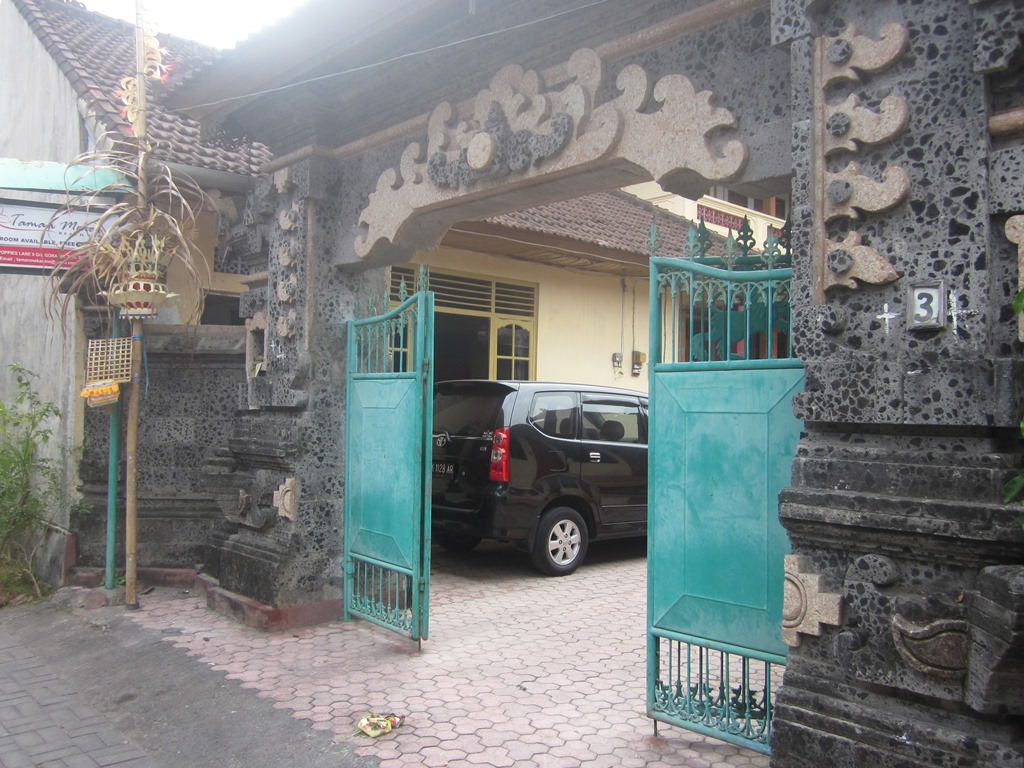 Taman Mekar Beach Inn 2