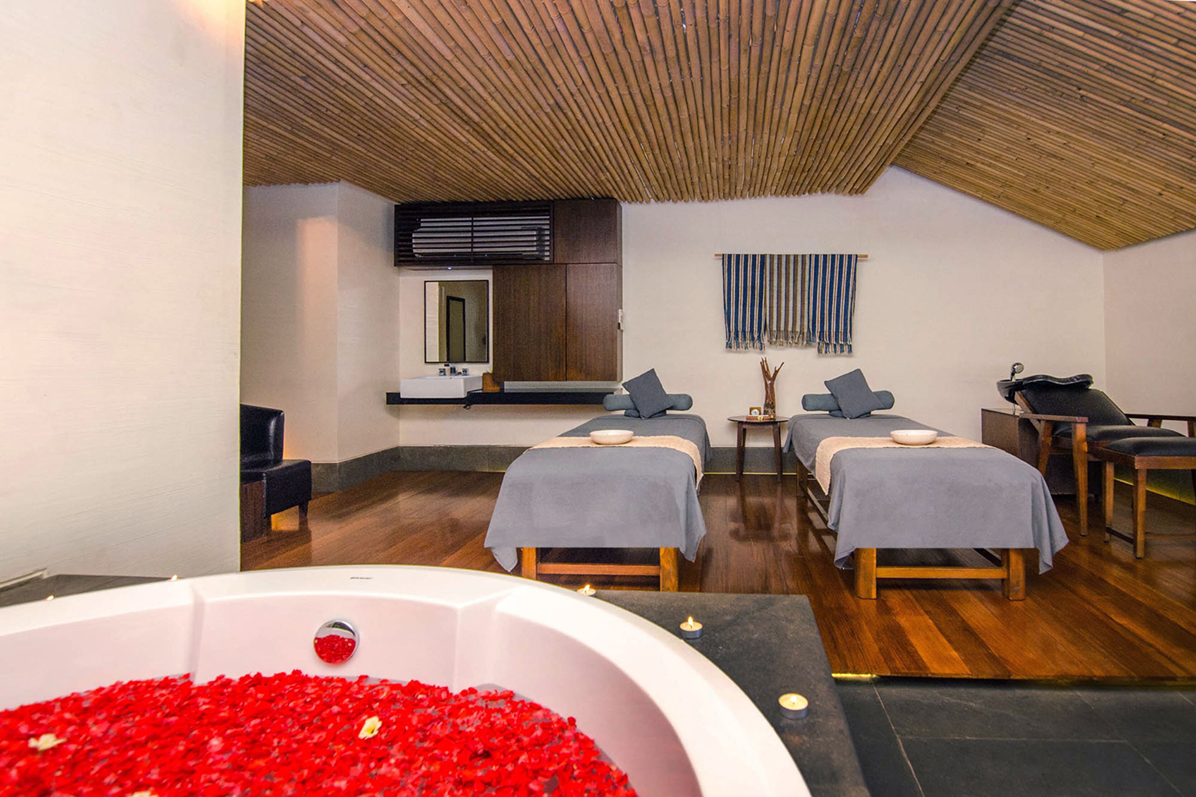 THE 1O1 Bali Fontana Seminyak