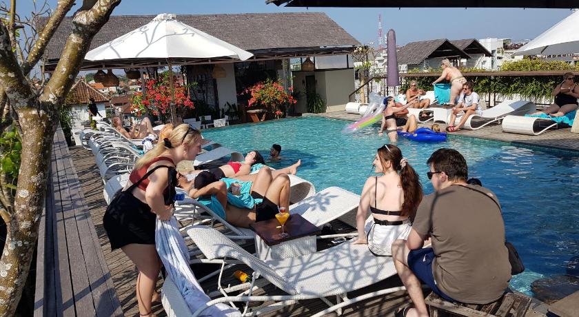 The Akmani Legian