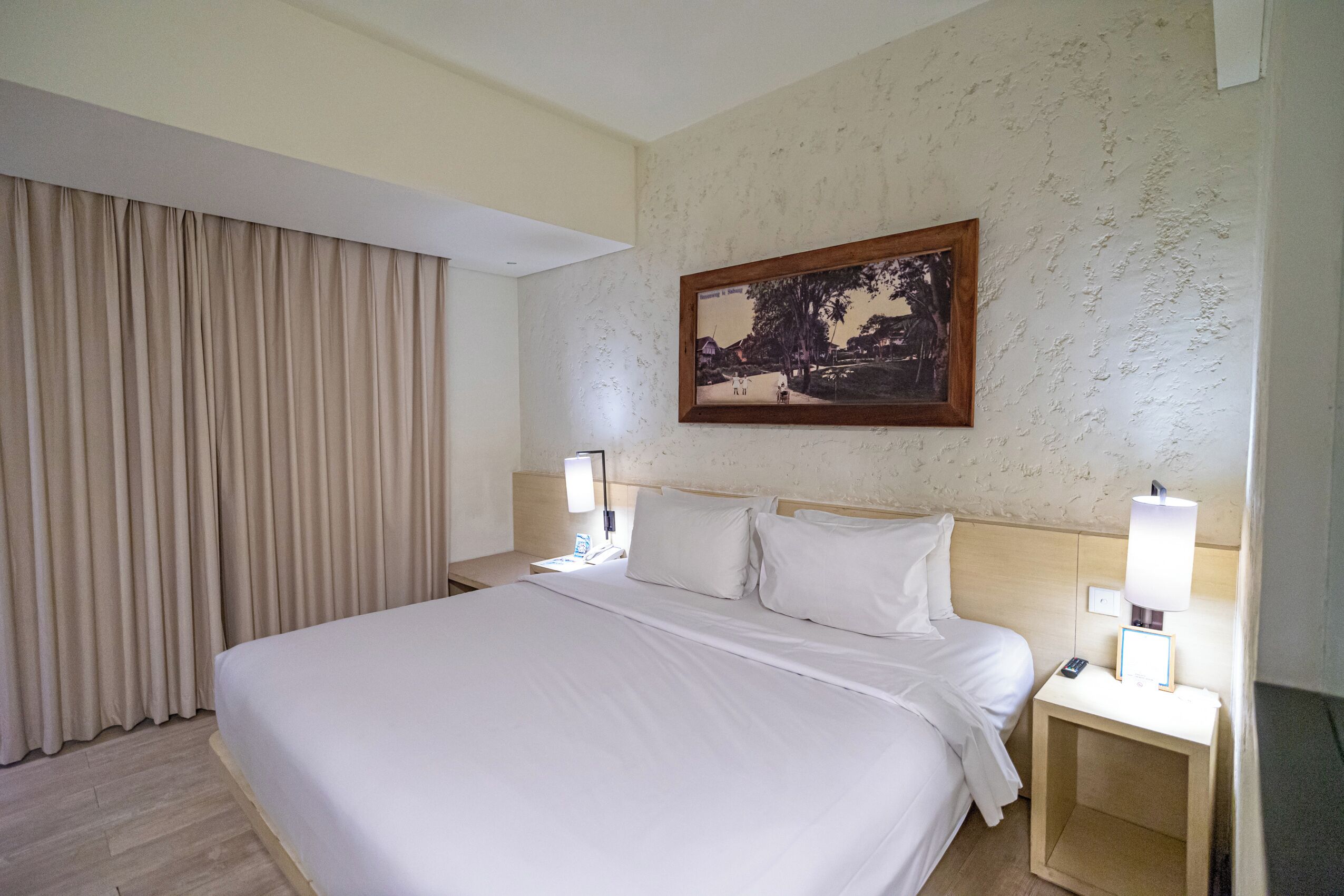 The Akmani Legian