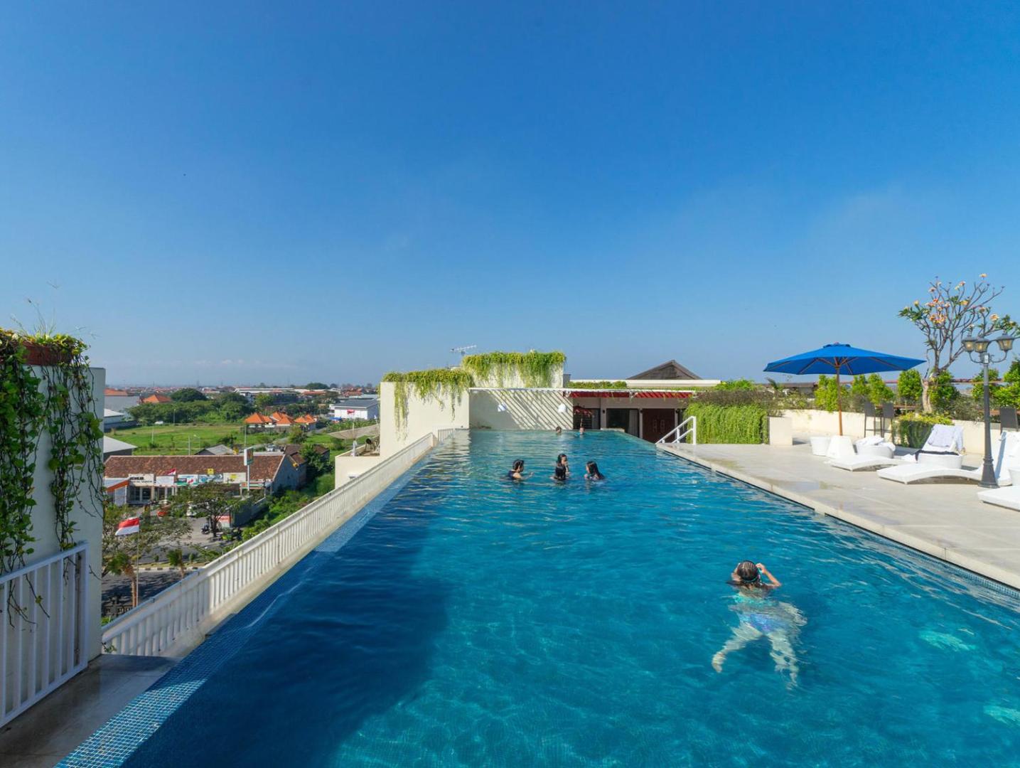 The Atanaya Hotel