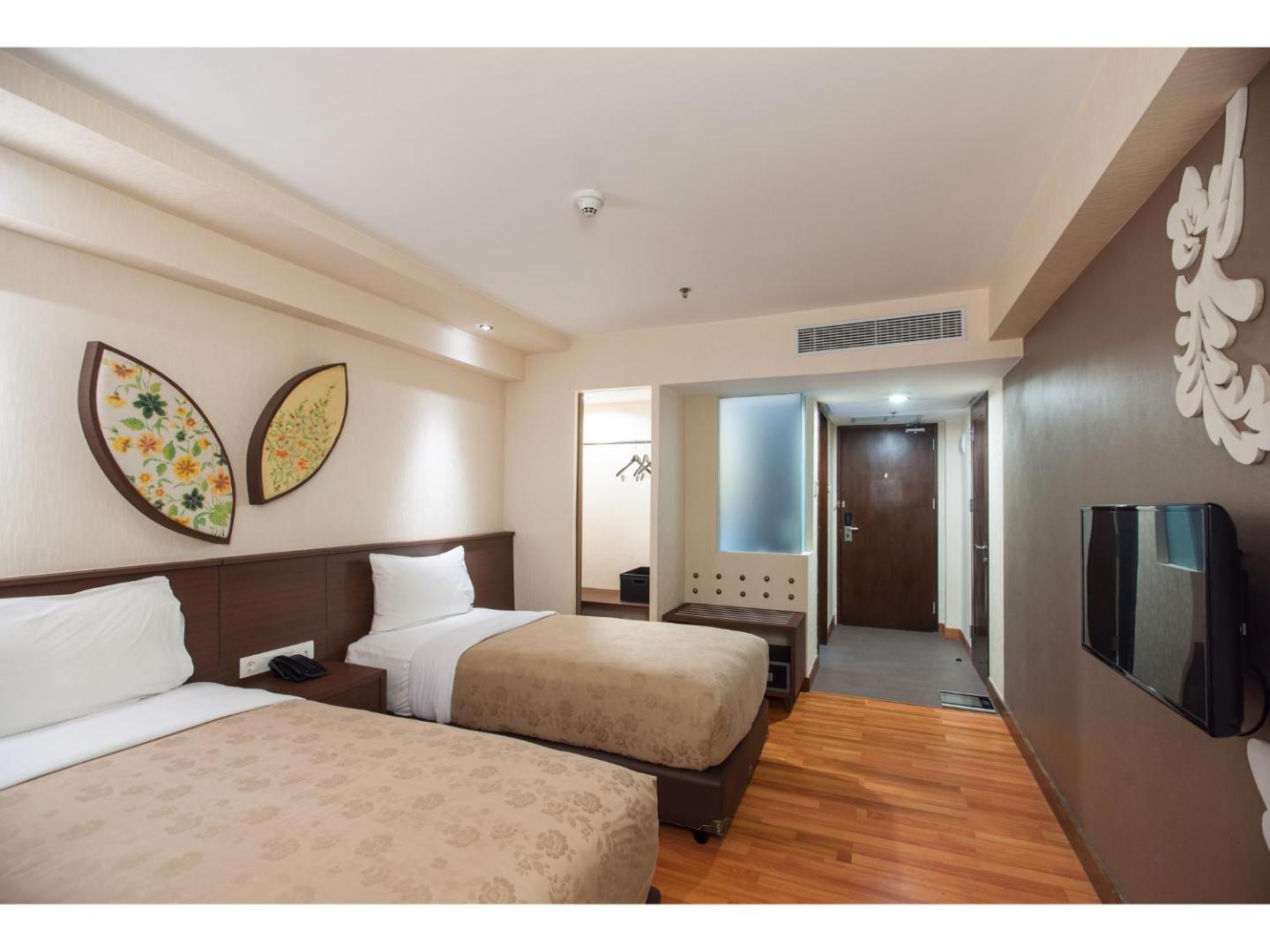 The Atanaya Hotel