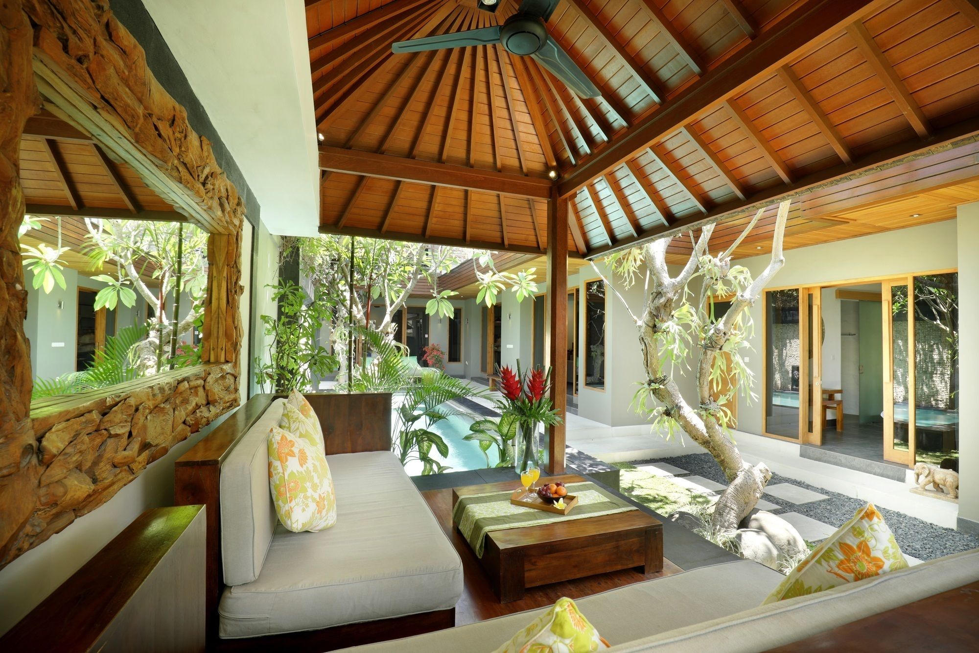 The Hotman Paris I seminyak