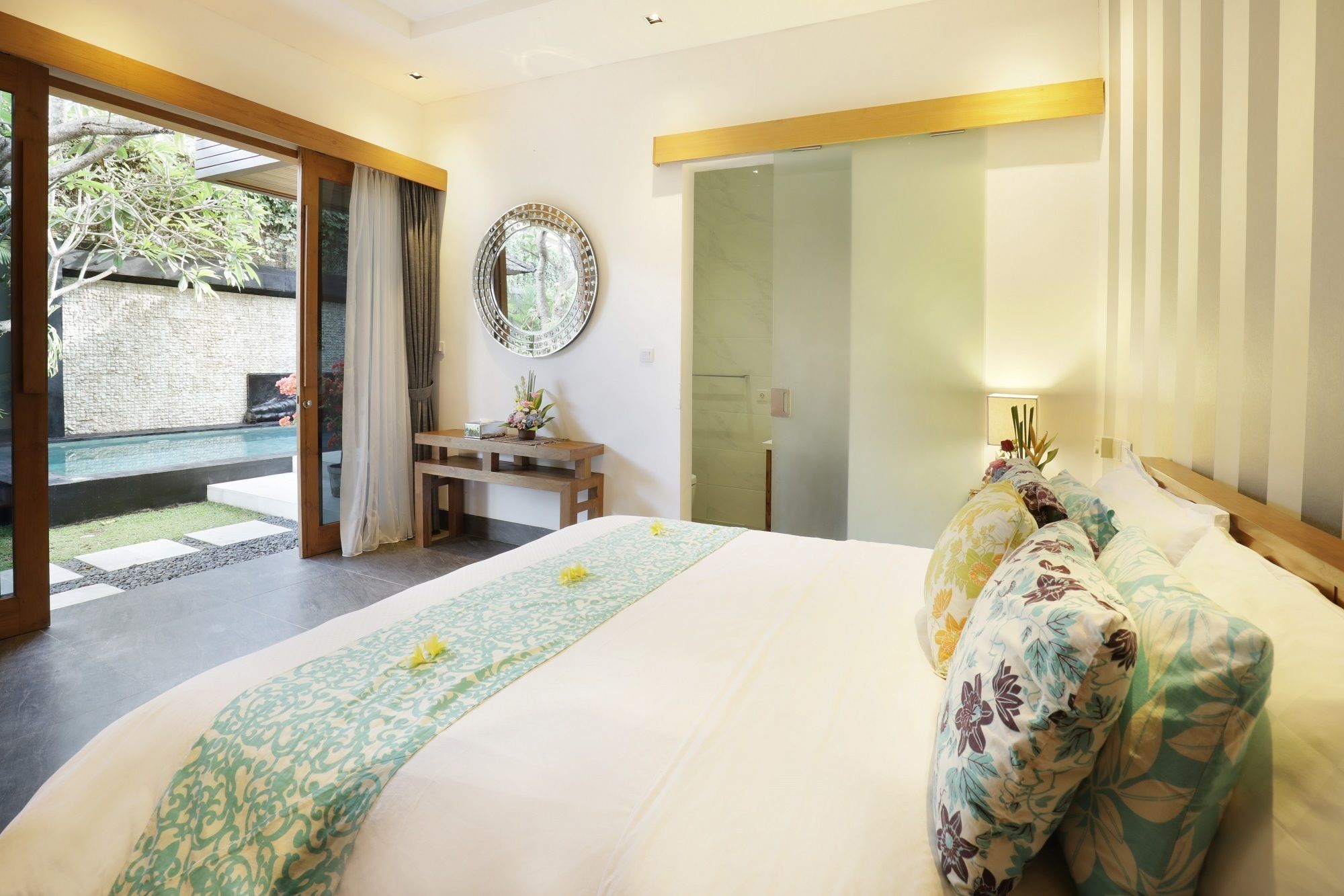 The Hotman Paris I seminyak