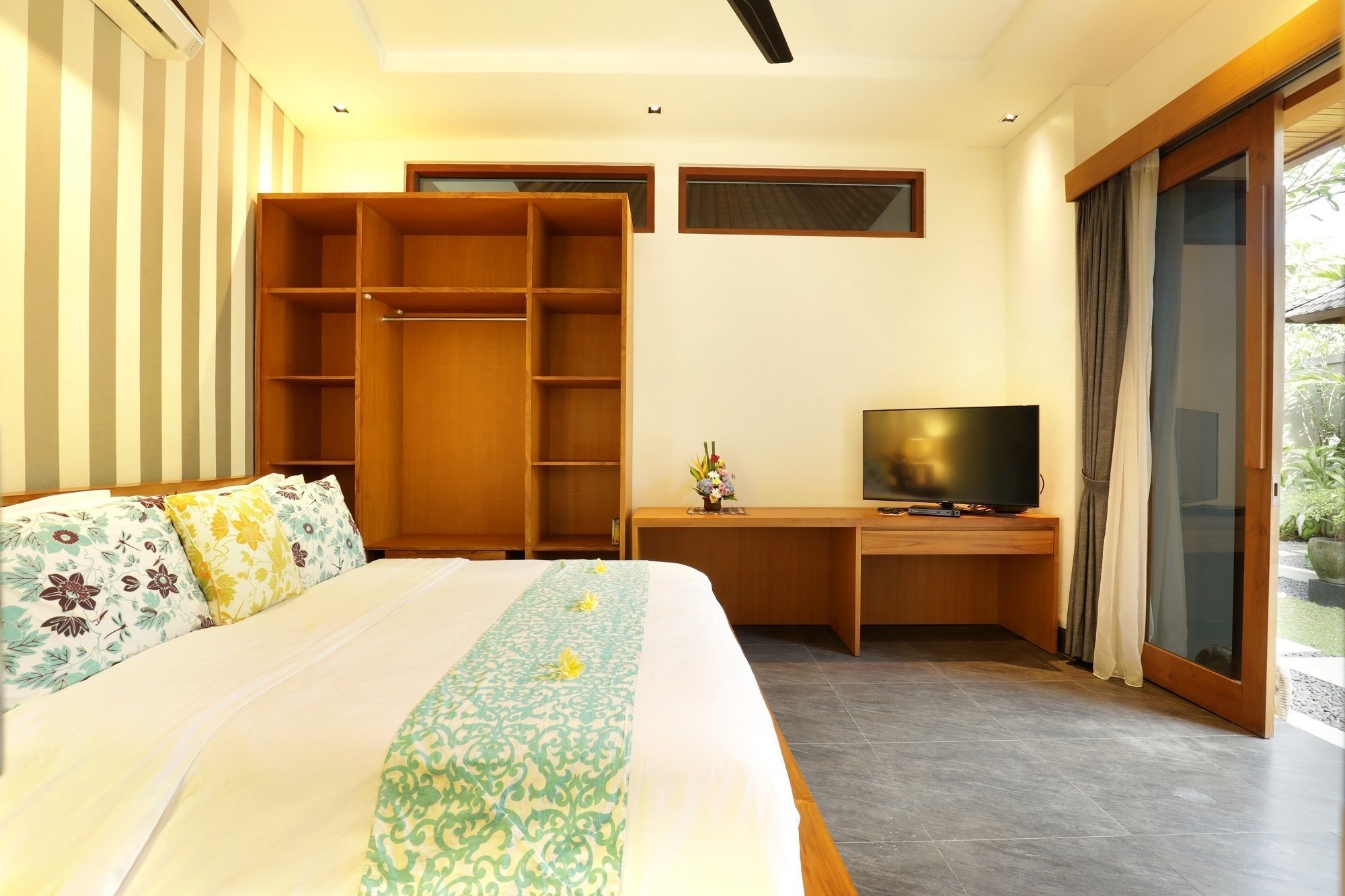 The Hotman Paris I seminyak