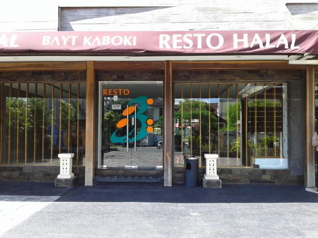 The Kanjeng Suites Kuta Galeria - Bali