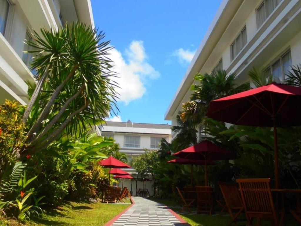 The Kanjeng Suites Kuta Galeria - Bali