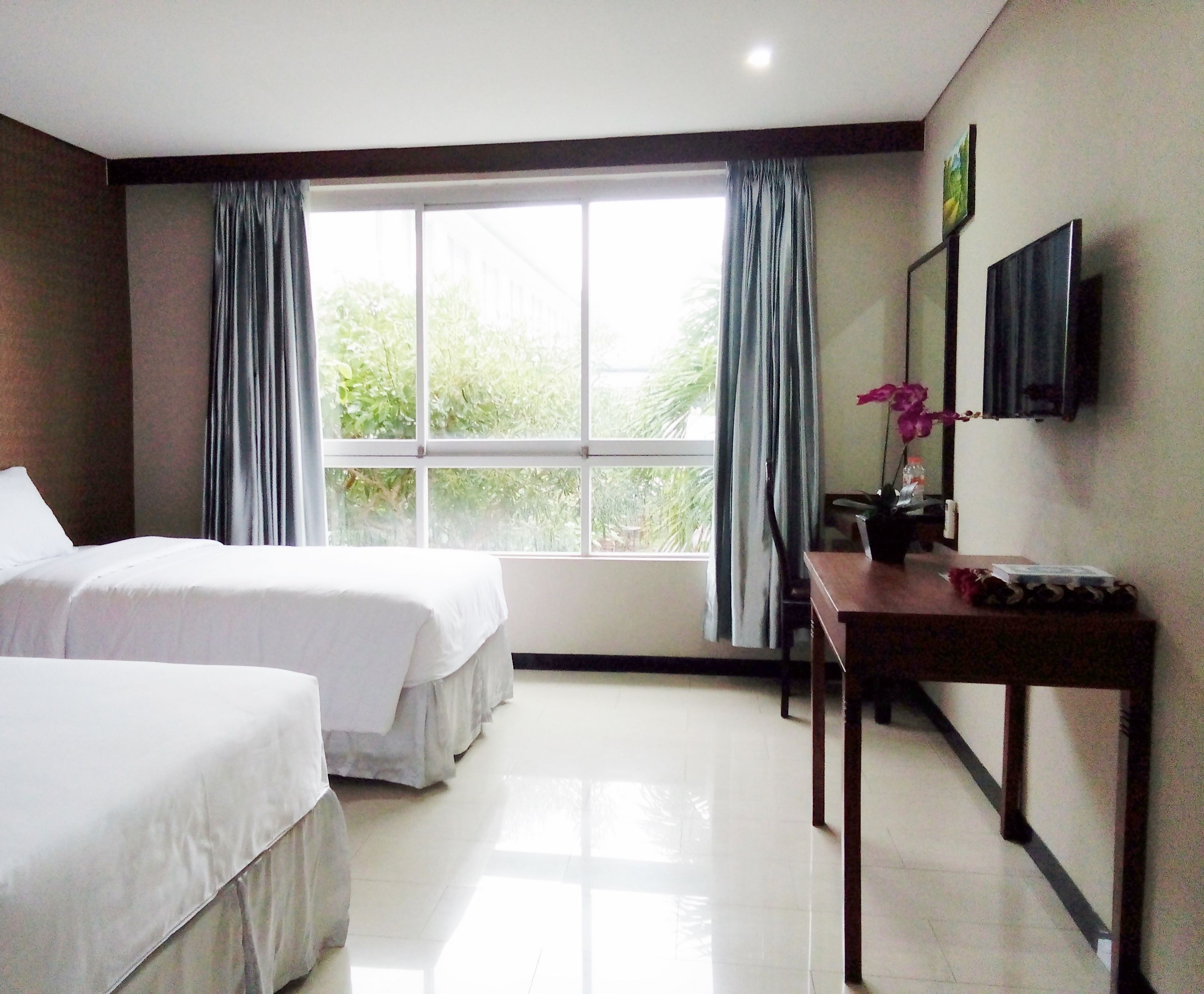 The Kanjeng Suites Kuta Galeria - Bali