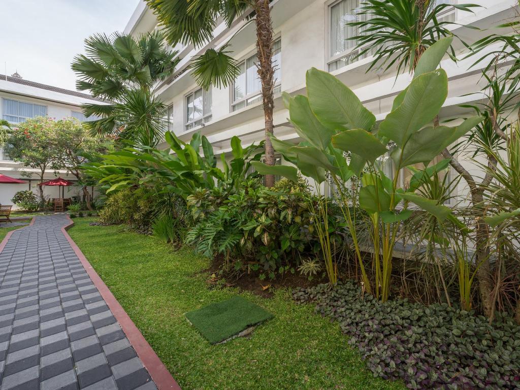 The Kanjeng Suites Kuta Galeria - Bali