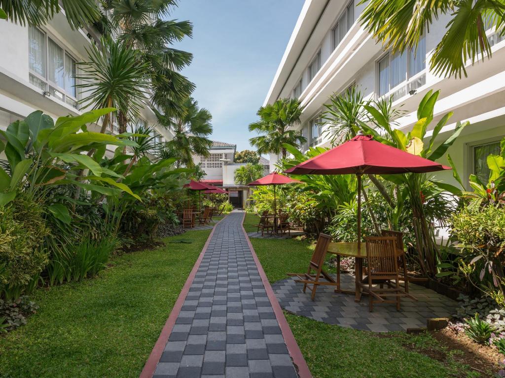 The Kanjeng Suites Kuta Galeria - Bali