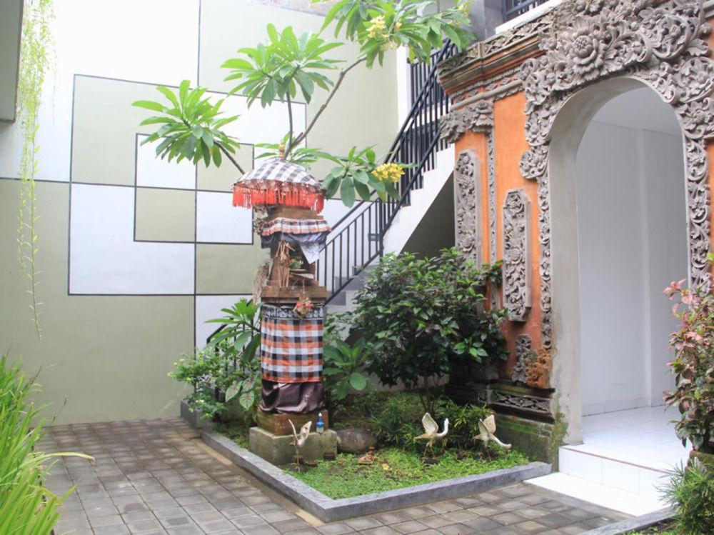 The Kubu Hotel