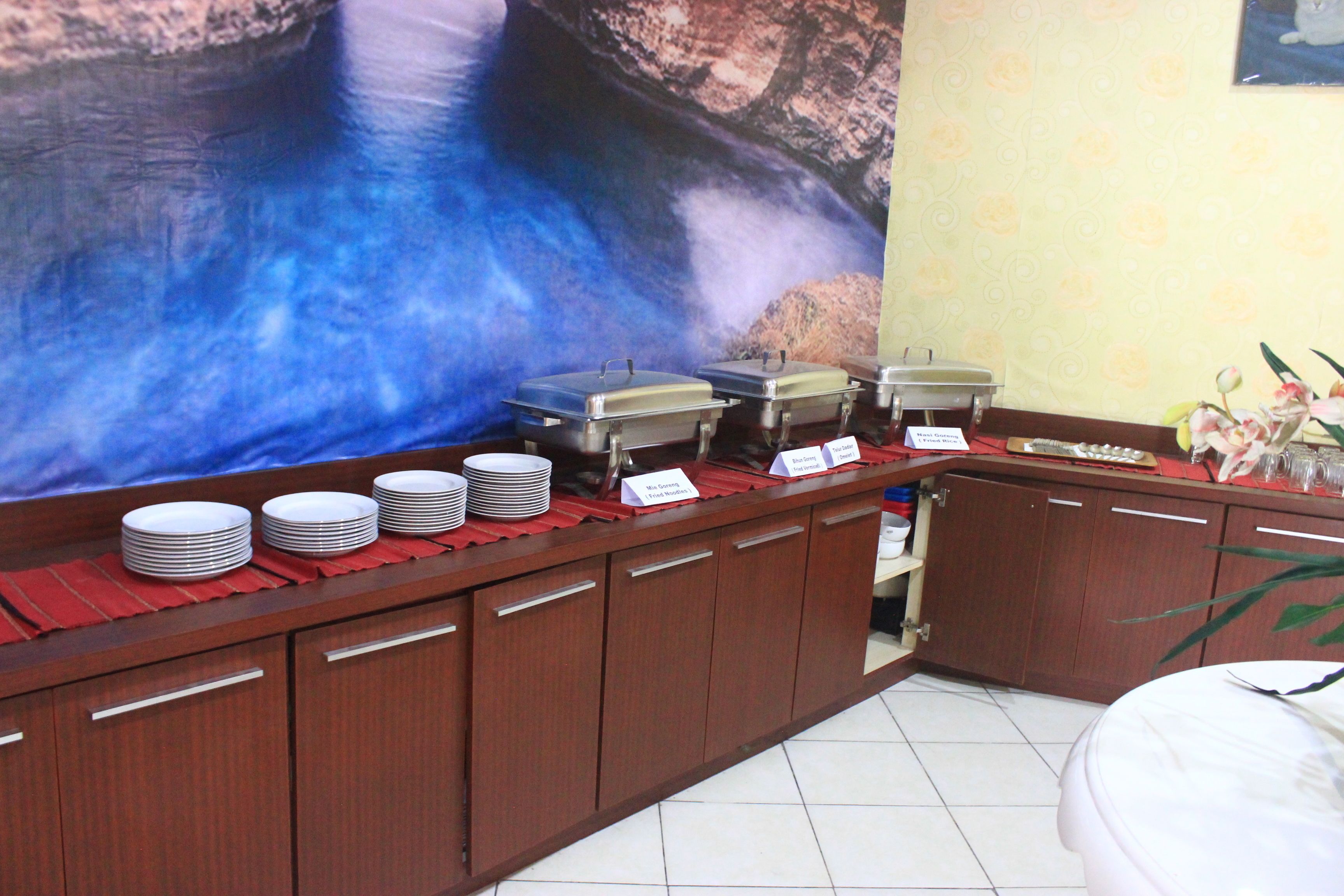 The Sunset Point Hotel