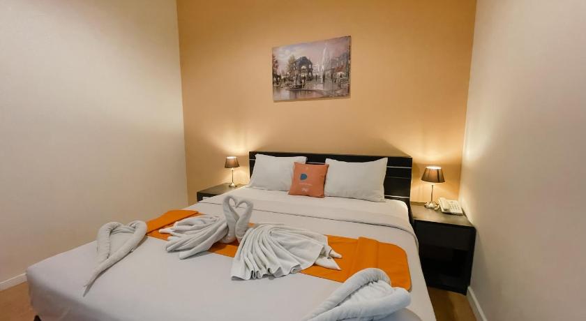 The Sunset Point Hotel