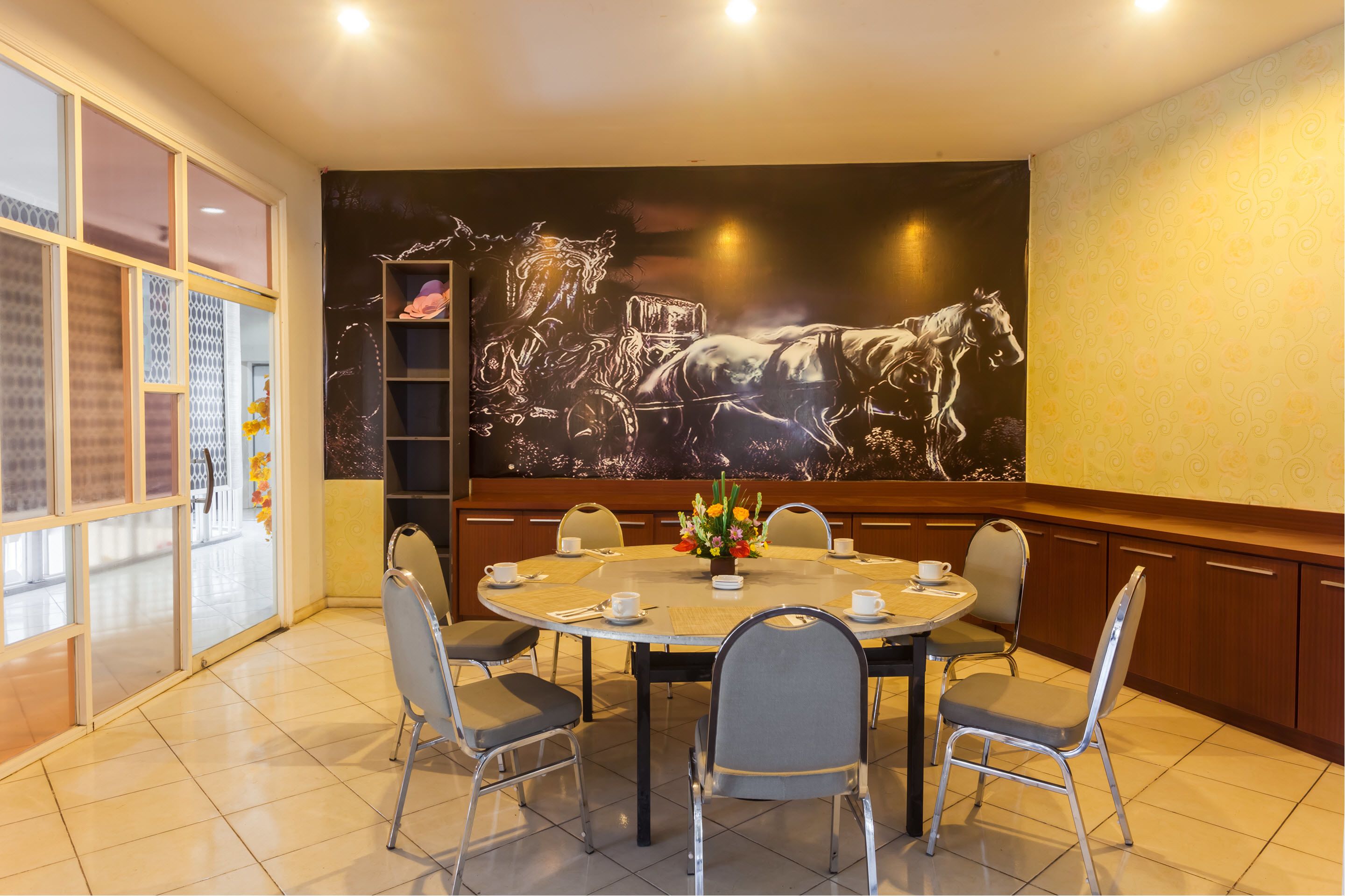 The Sunset Point Hotel