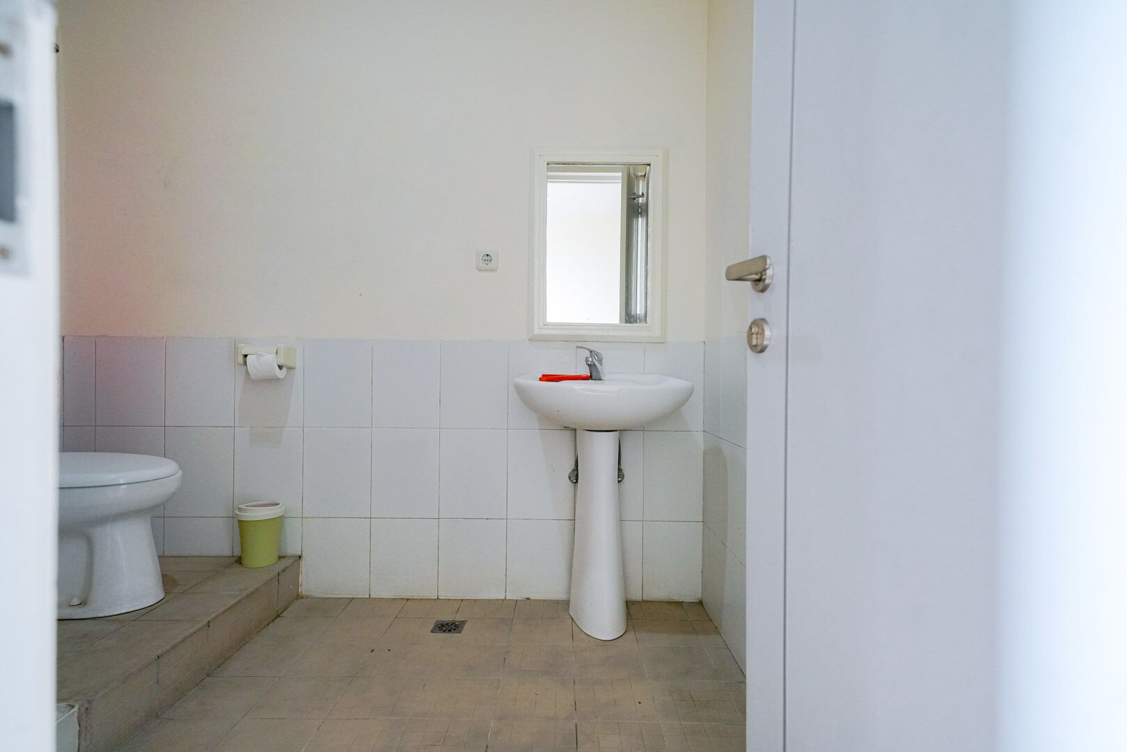 The Sunset Point Hotel