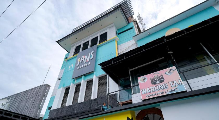 The Sunset Point Hotel