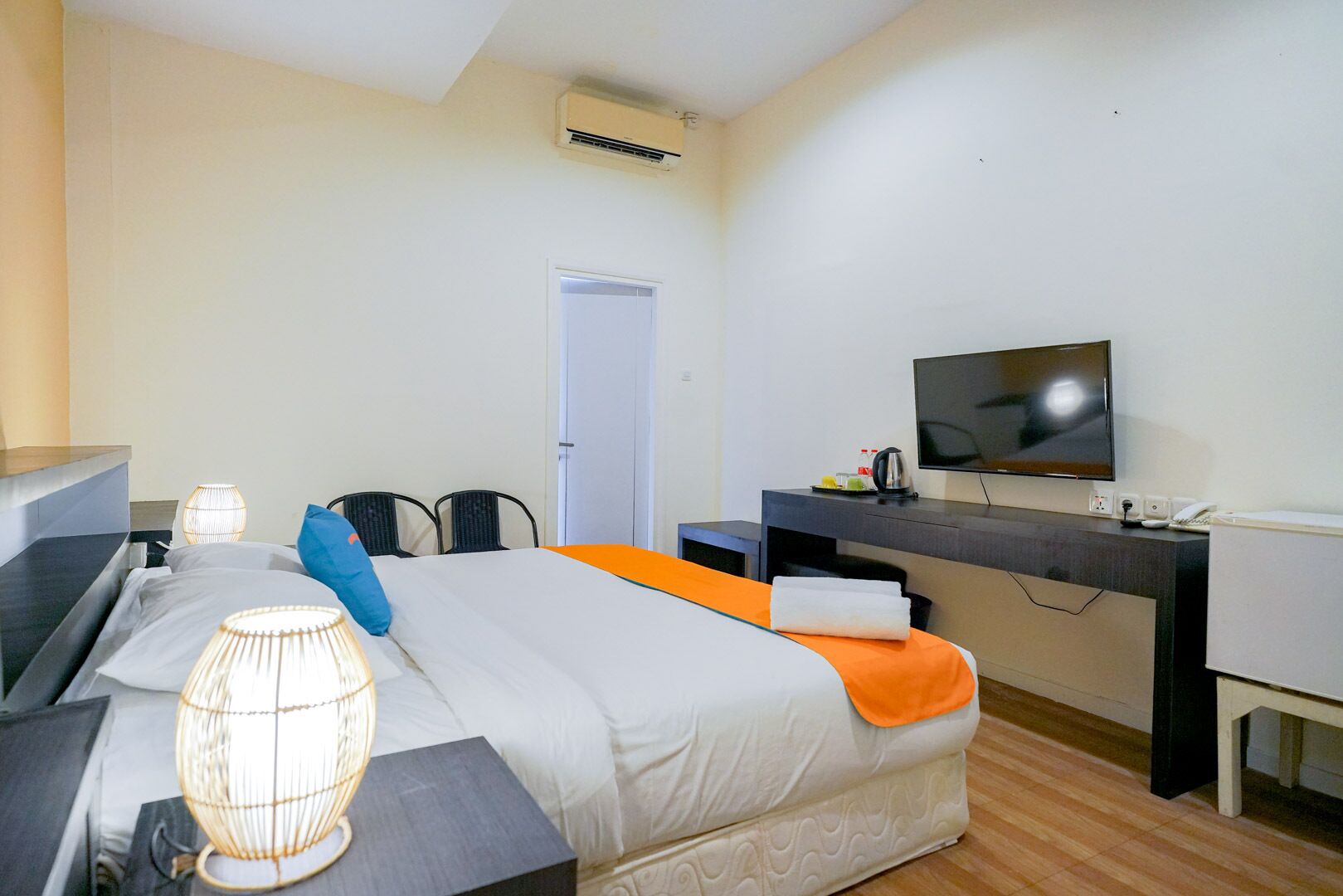 The Sunset Point Hotel