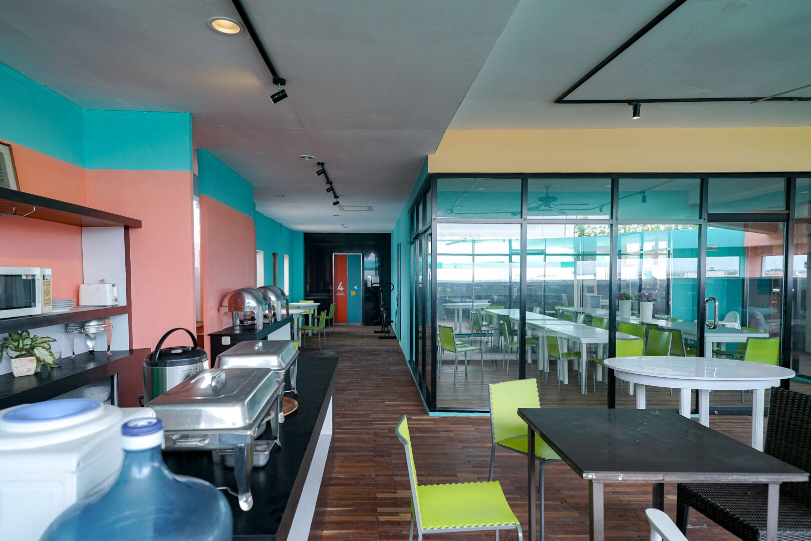 The Sunset Point Hotel