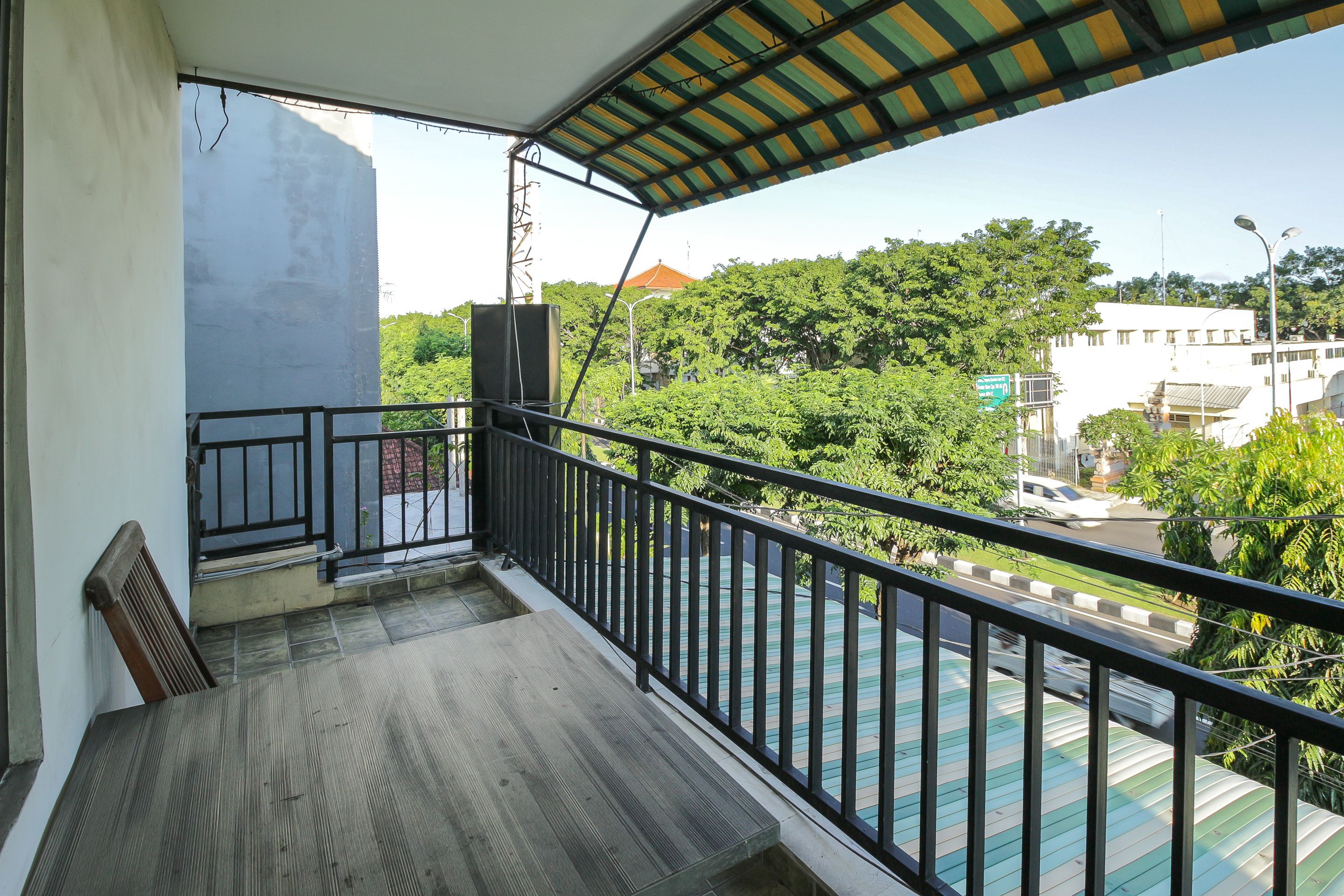 Tuban Torres Accomodation by OYO Rooms