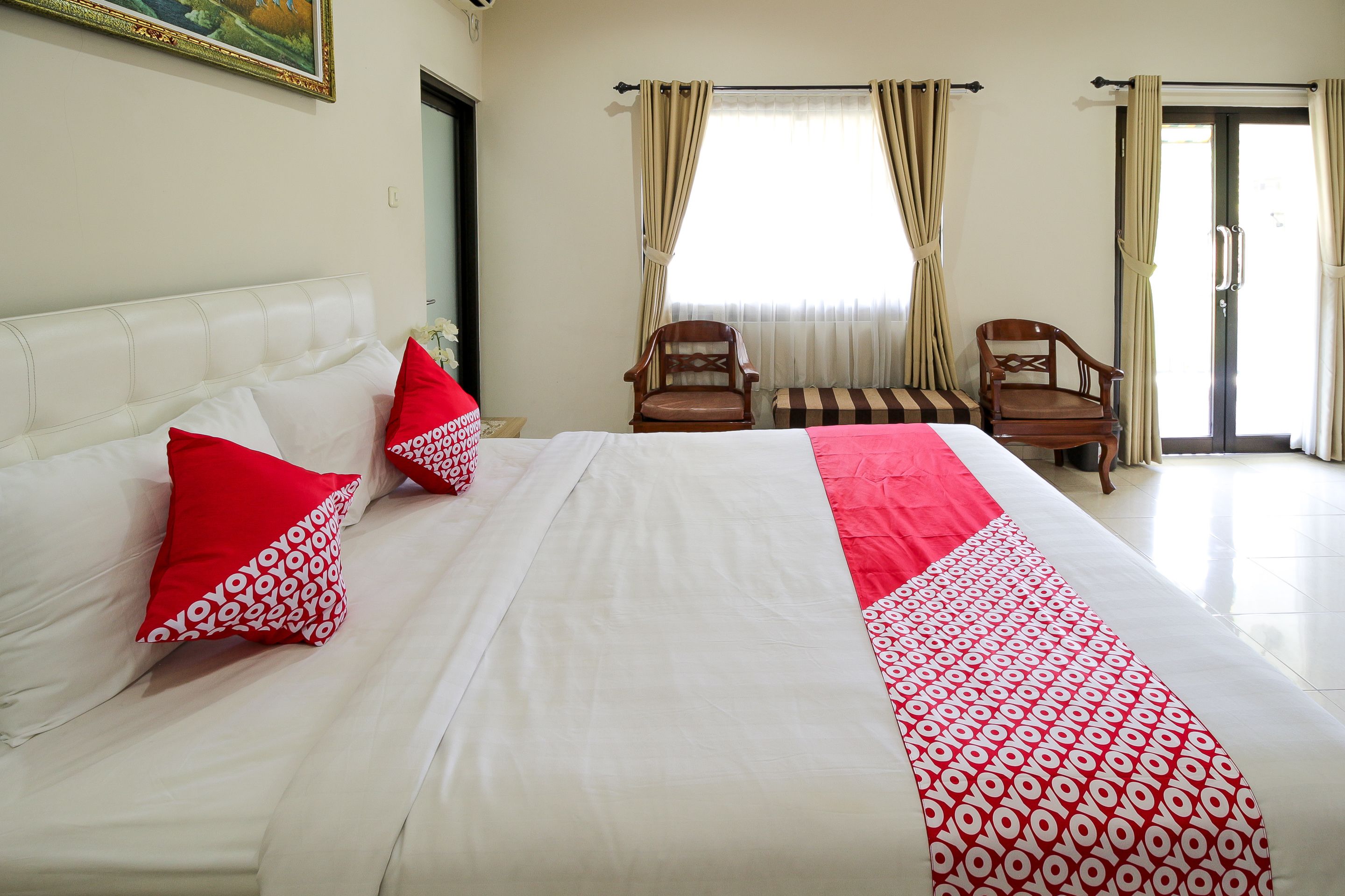 Tuban Torres Accomodation by OYO Rooms