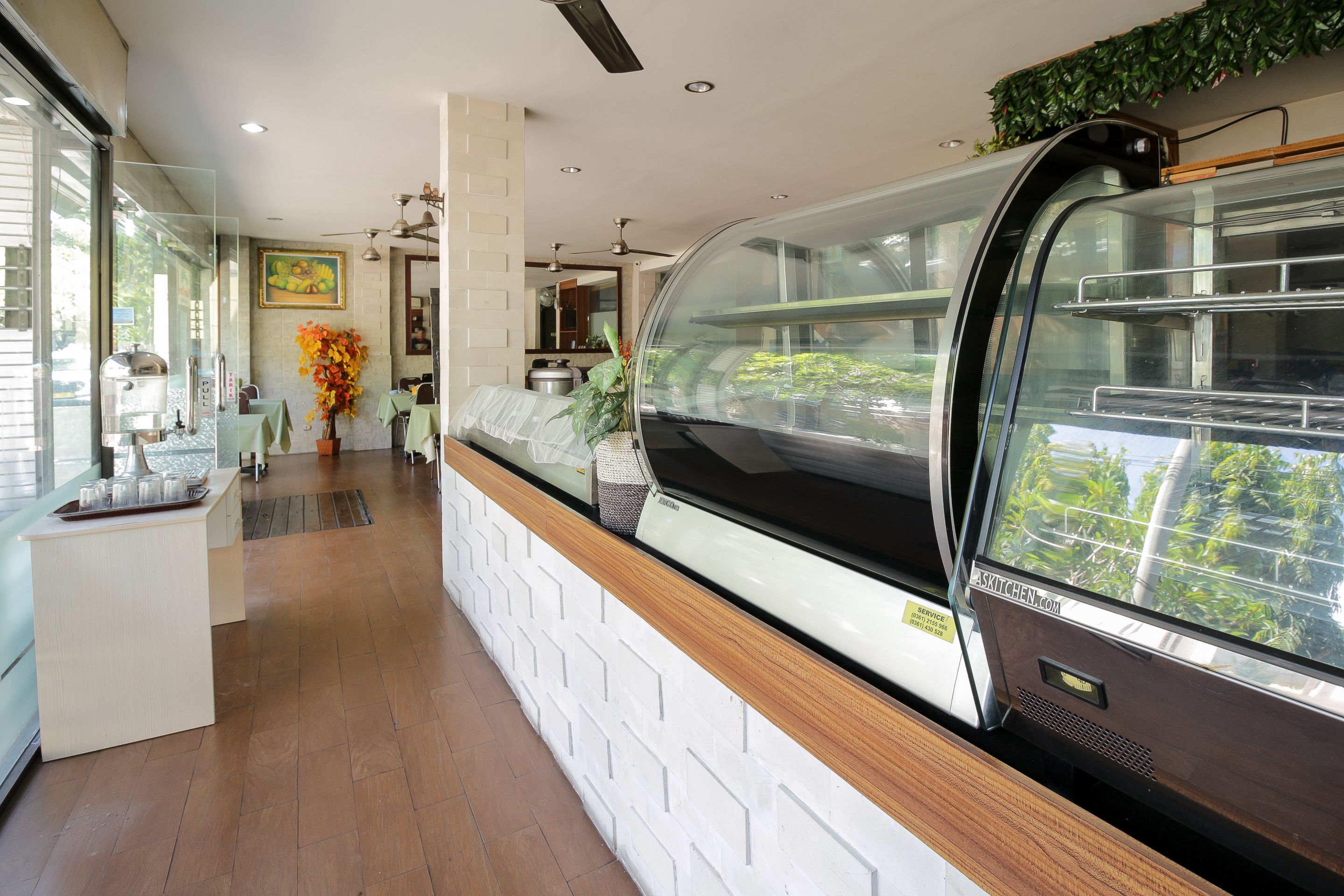 Tuban Torres Accomodation by OYO Rooms
