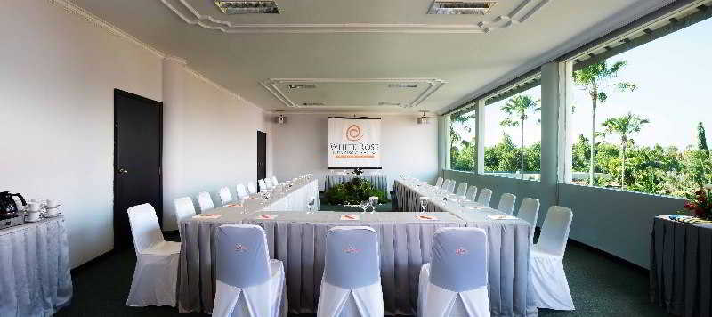 White Rose Kuta Resort, Villas & Spa