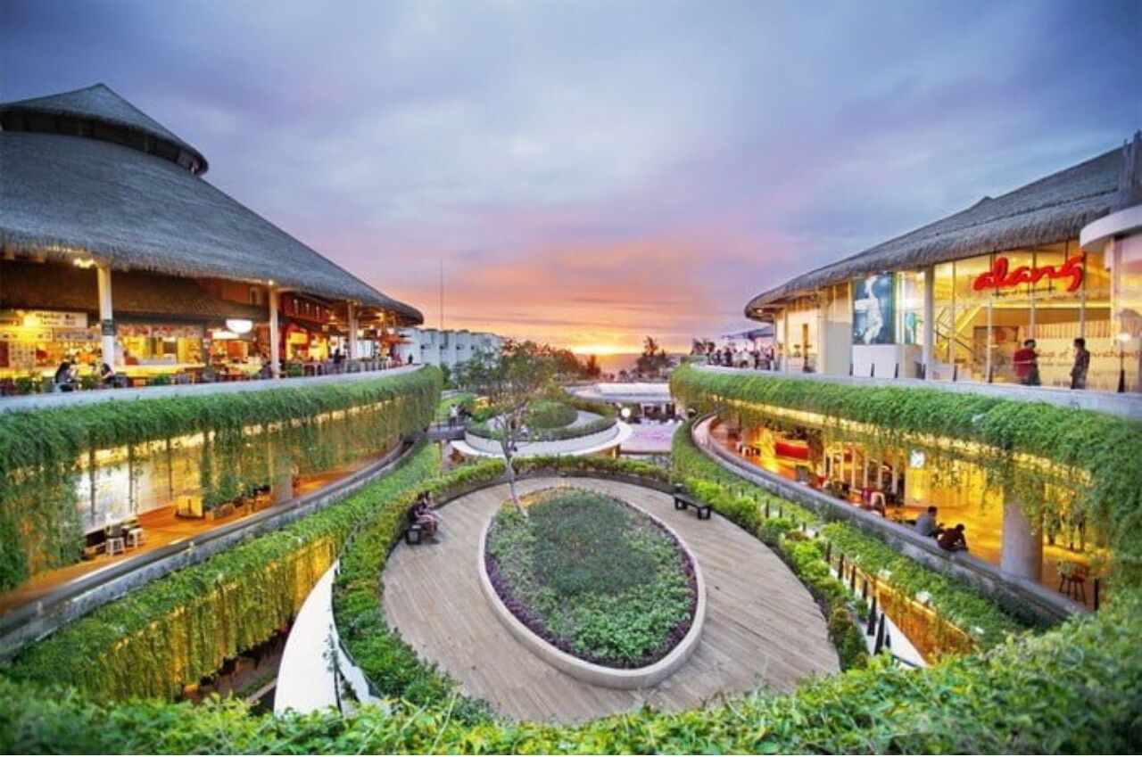 Wina Holiday Villa Kuta Bali