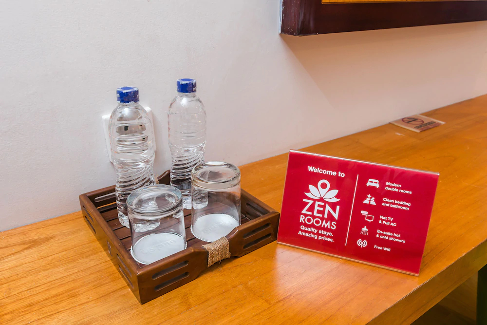 ZEN Rooms Kuta Beach Poppies Lane