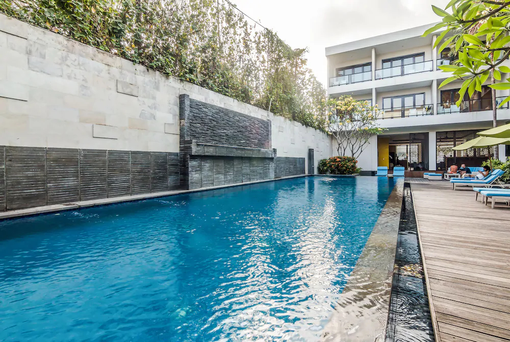 ZEN Rooms Kuta Beach Poppies Lane