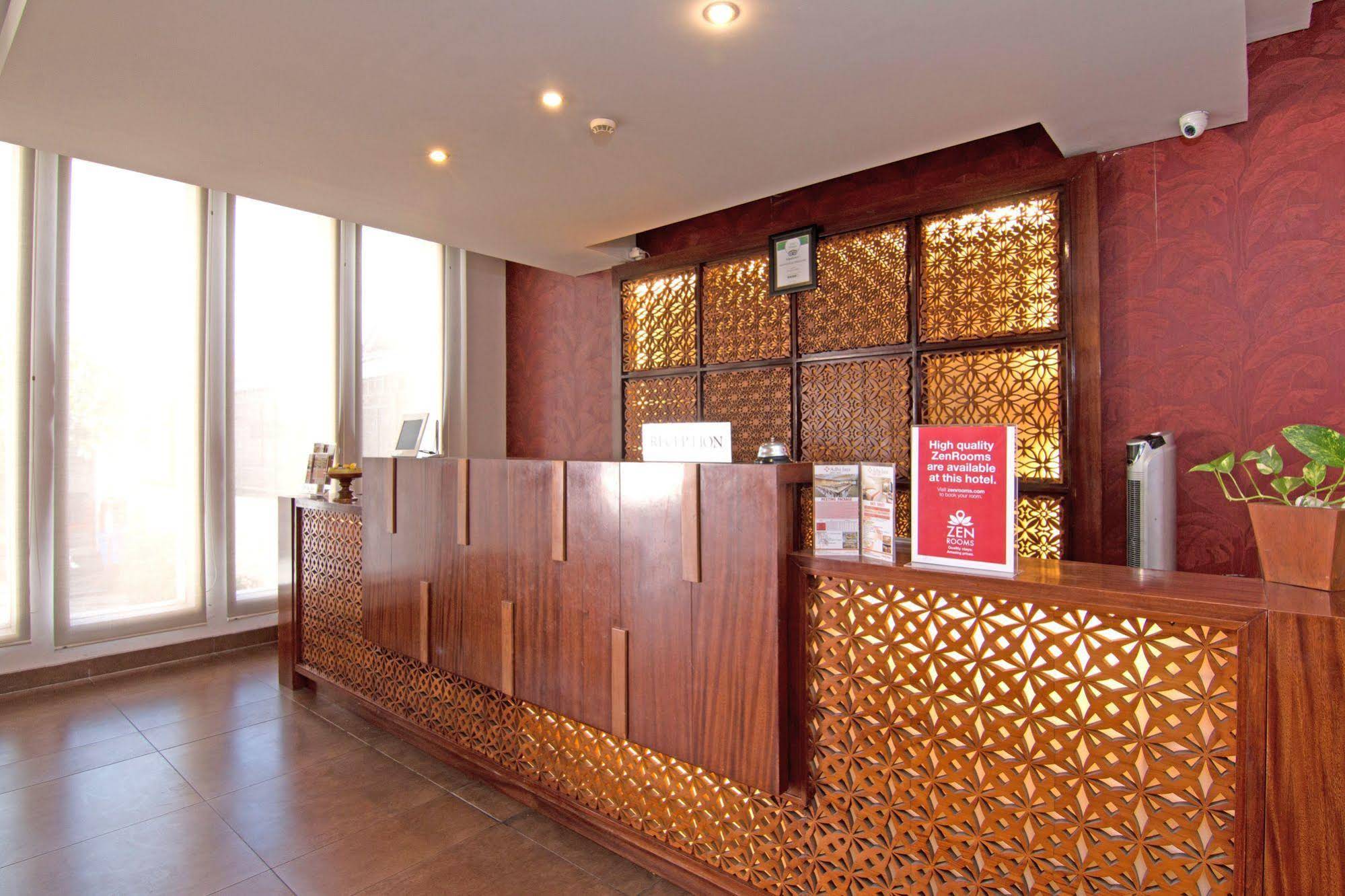 ZEN Rooms Kuta Sunset Road