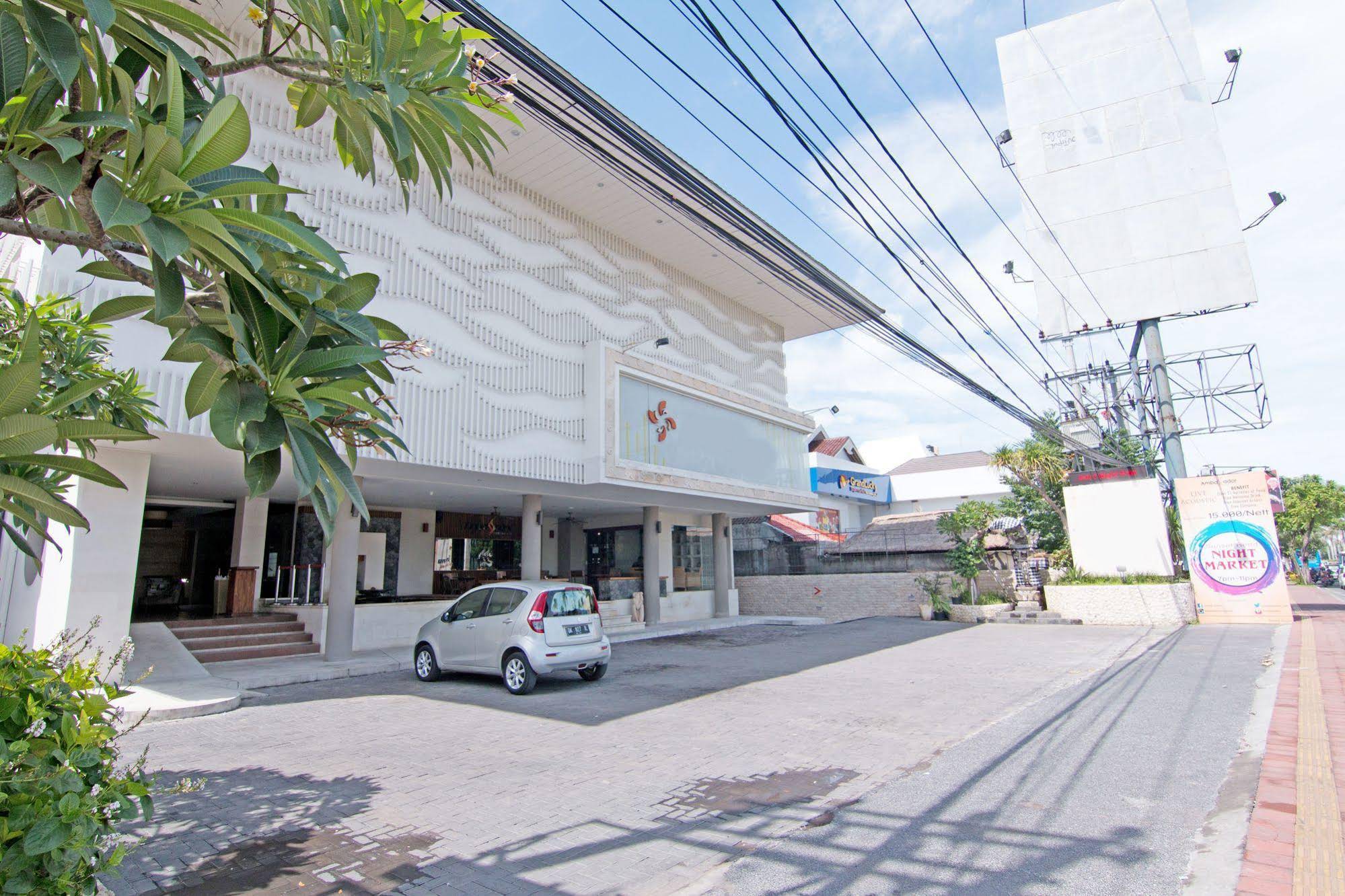 ZEN Rooms Kuta Sunset Road