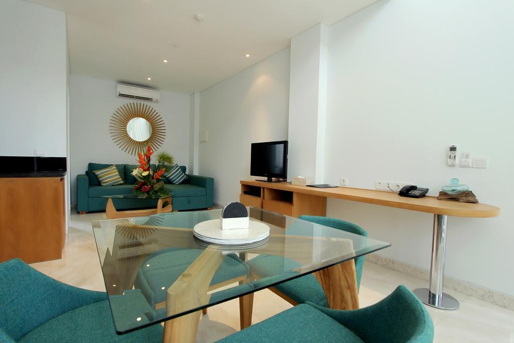 AQ-VA Hotel & Villas