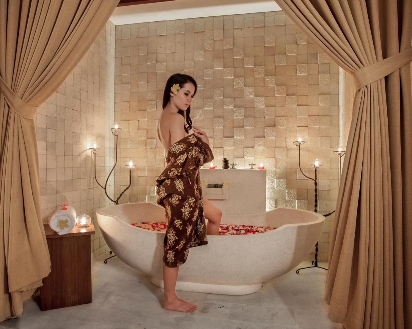 Astagina Resort Villas & Spa